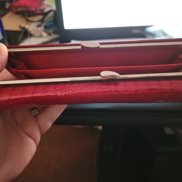 Red Faux Gator Wallet - Picture 3 of 3